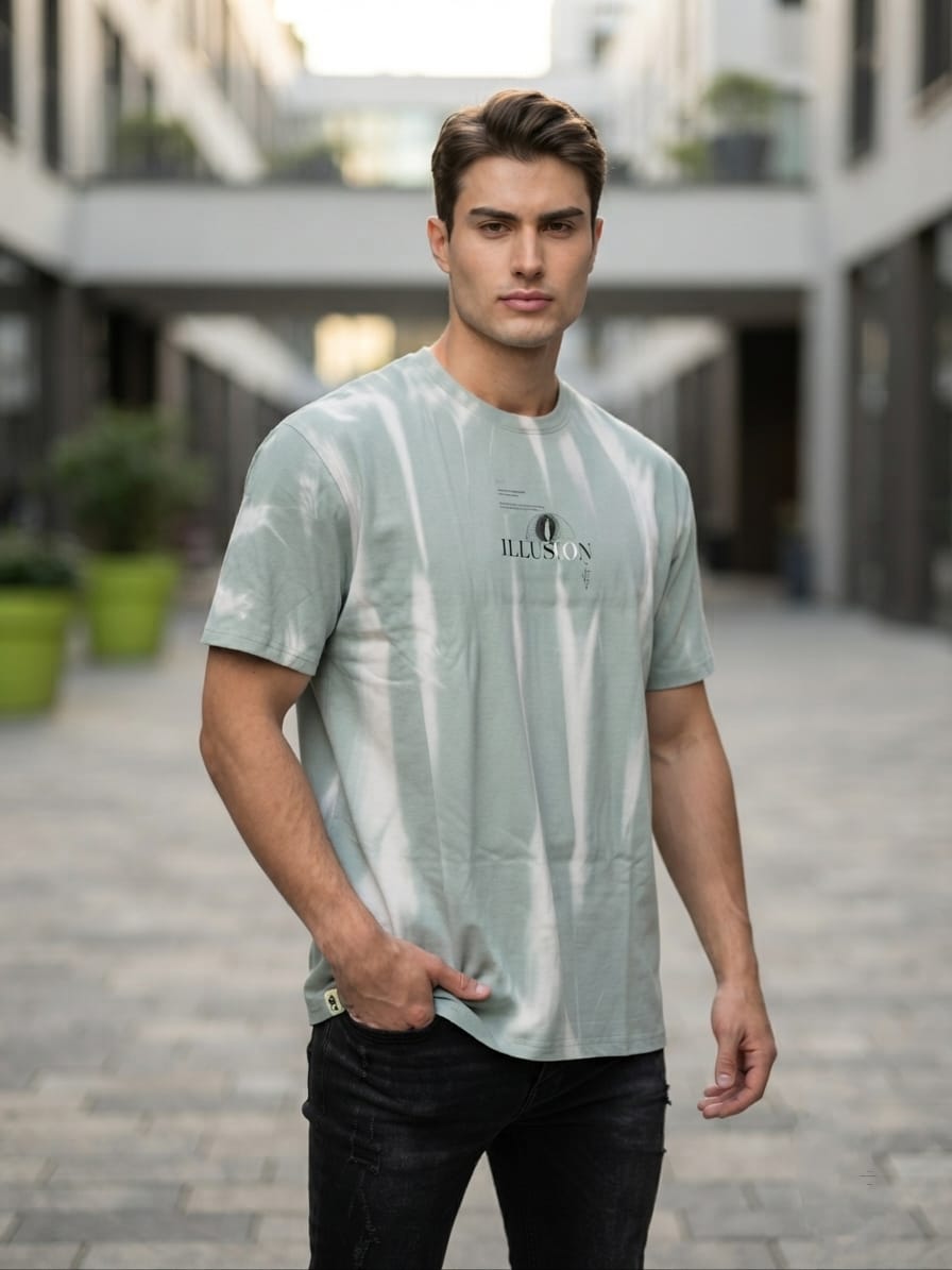Mistwashed Illusion Graphic T-Shirt